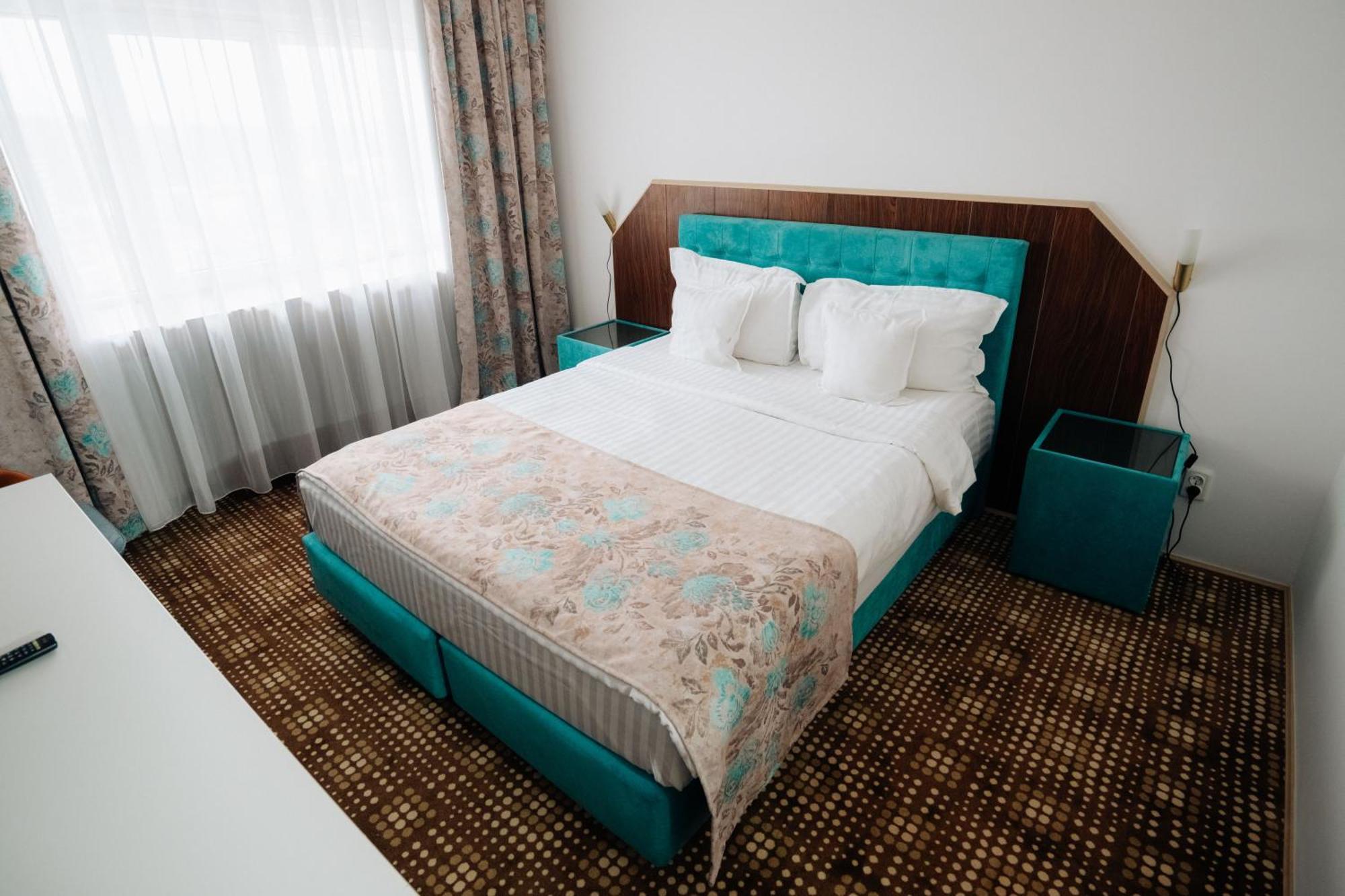 Hotel Bucovina Suceava Exteriör bild