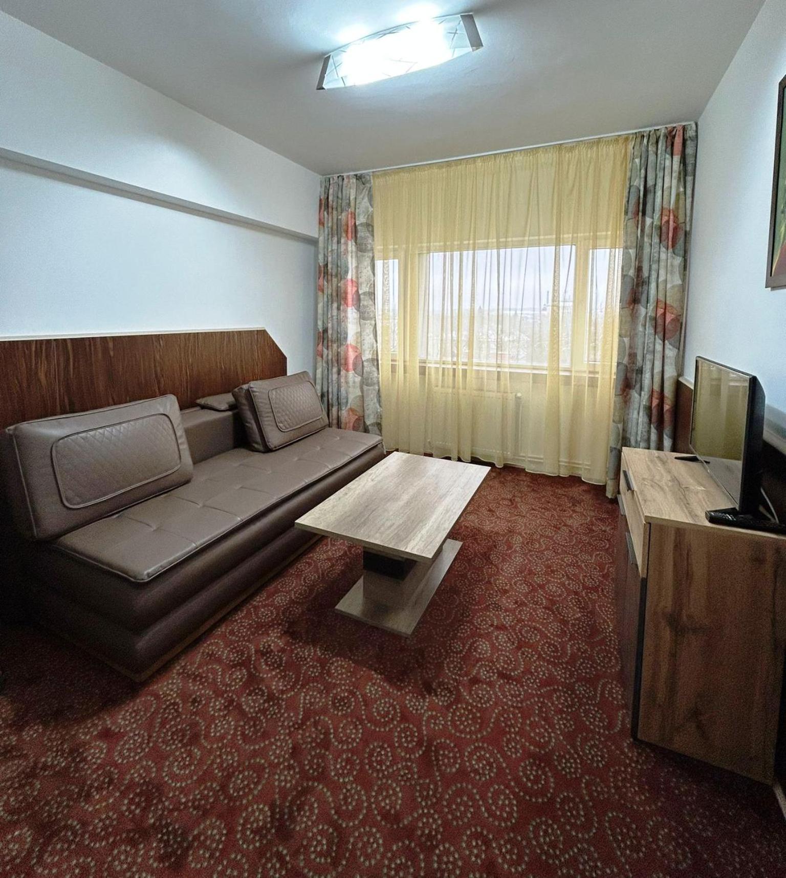 Hotel Bucovina Suceava Exteriör bild