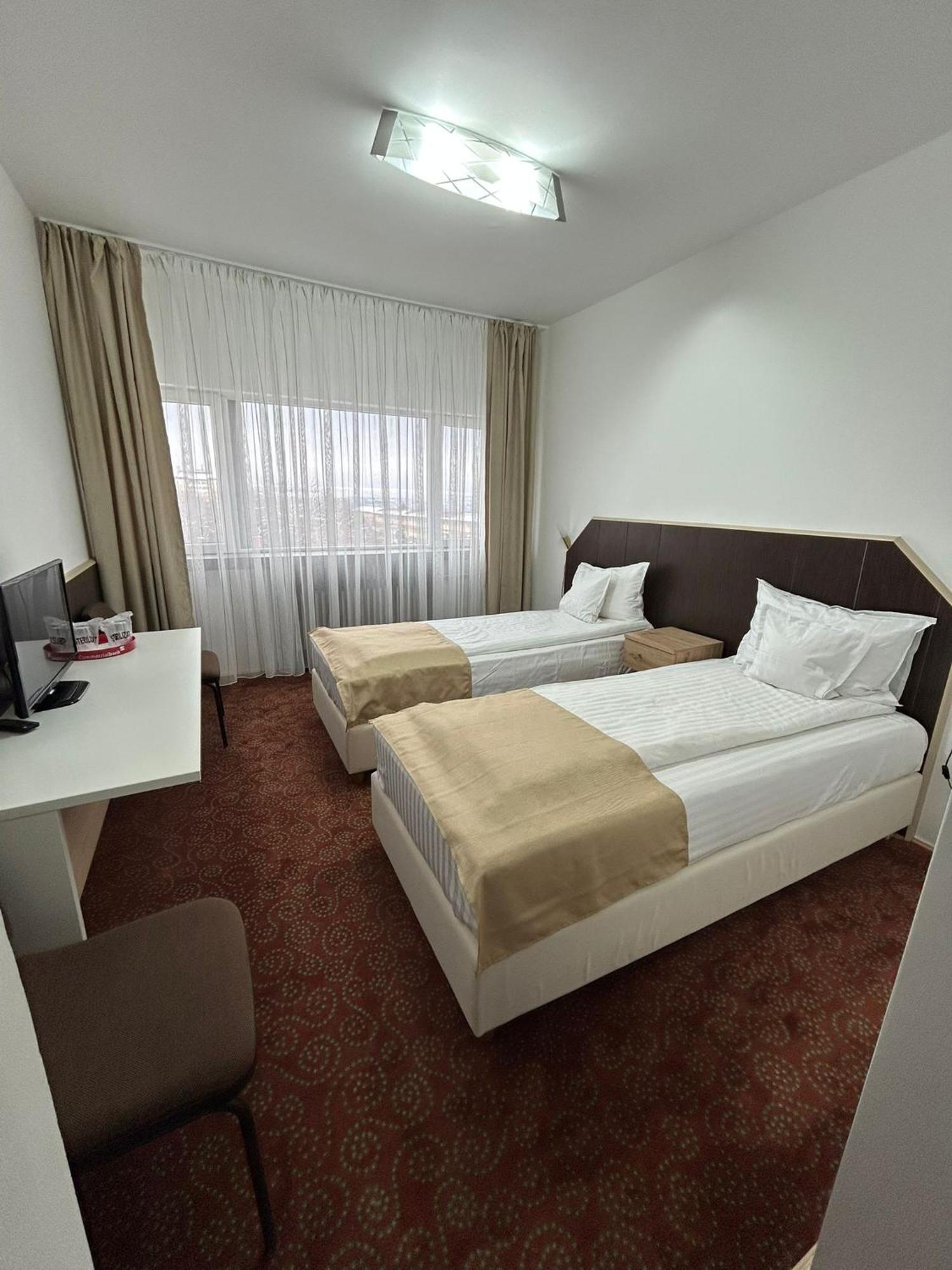 Hotel Bucovina Suceava Exteriör bild