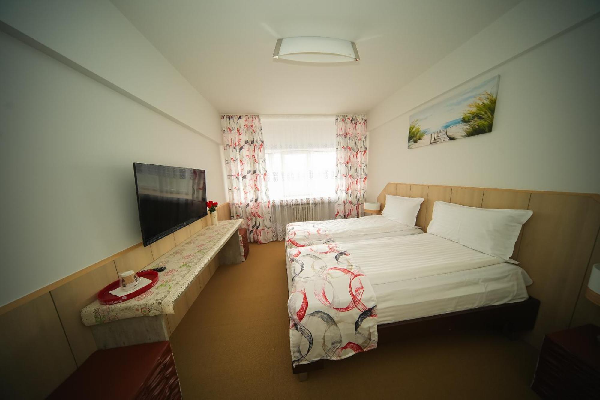 Hotel Bucovina Suceava Exteriör bild