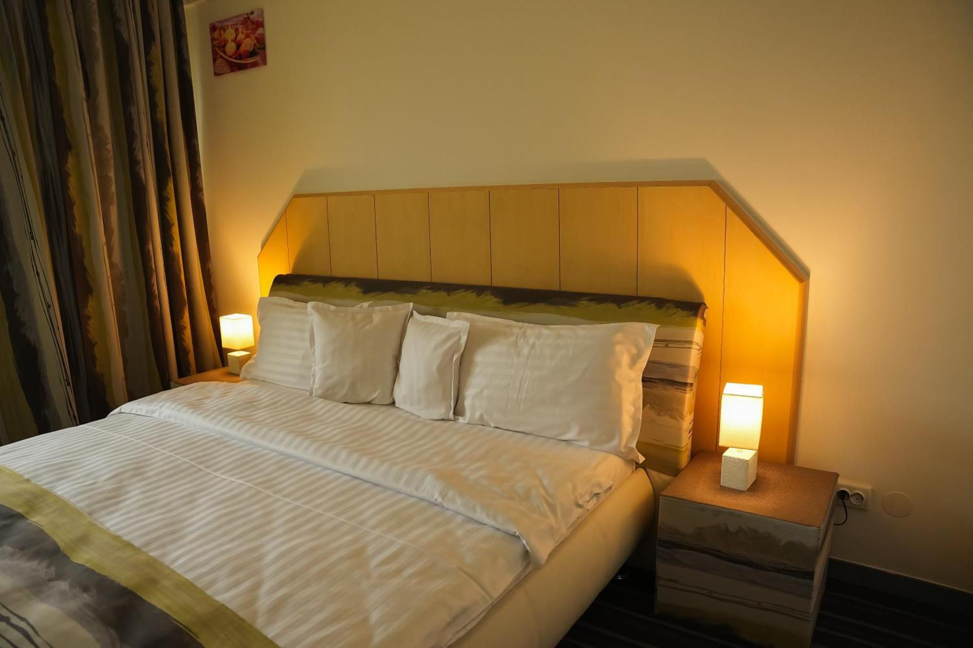 Hotel Bucovina Suceava Exteriör bild