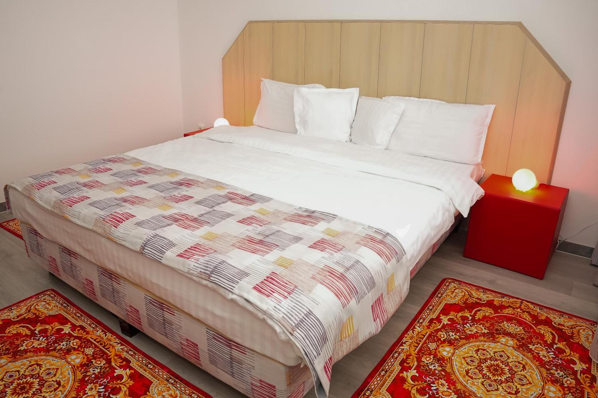 Hotel Bucovina Suceava Exteriör bild
